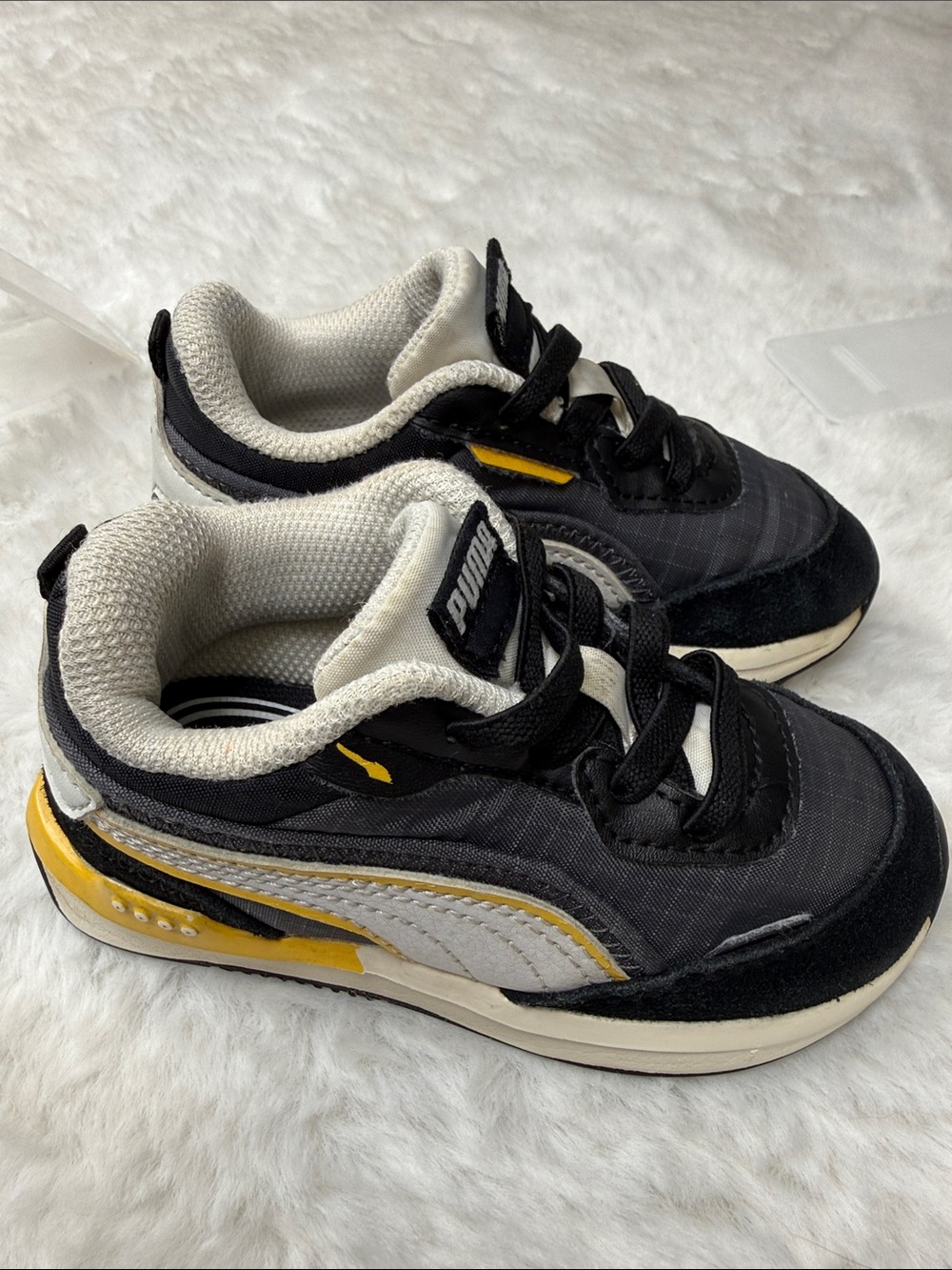 Puma City Rider Electric Sneaker Toddler Boy 7C Child Black Yellow SlipOn Walker